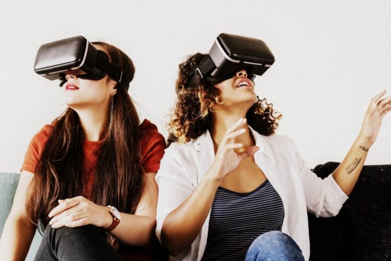 VR Virtual reality goggles